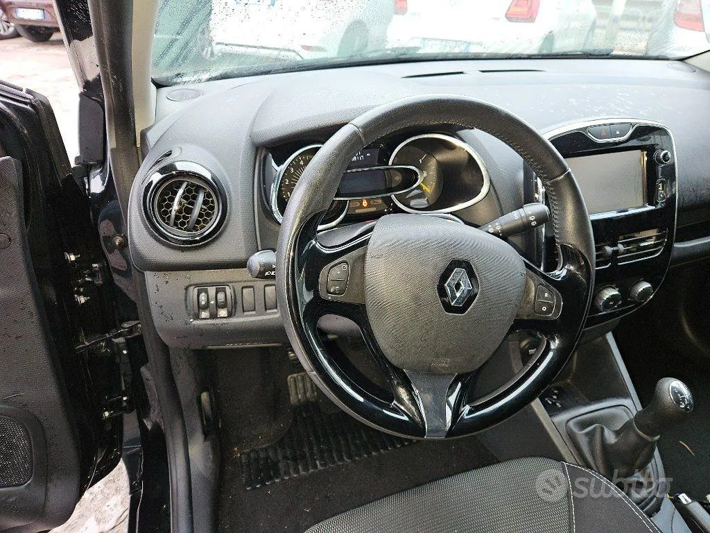 Renault Clio 2014 photo 3