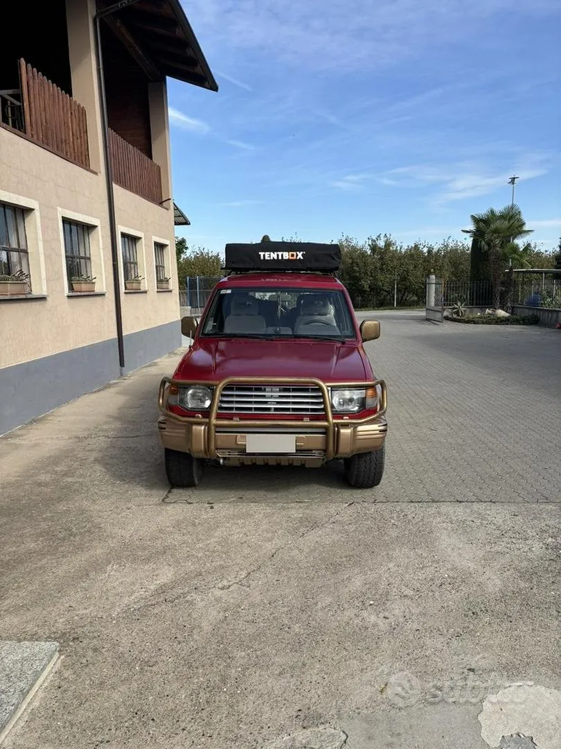 Mitsubishi Pajero 1996 photo 2