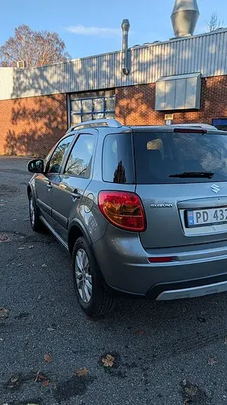 Suzuki Sx4 2012 photo 4