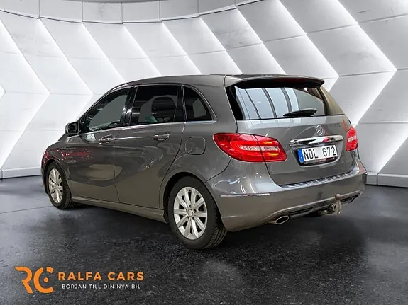 Mercedes-Benz B180 2013 photo 4