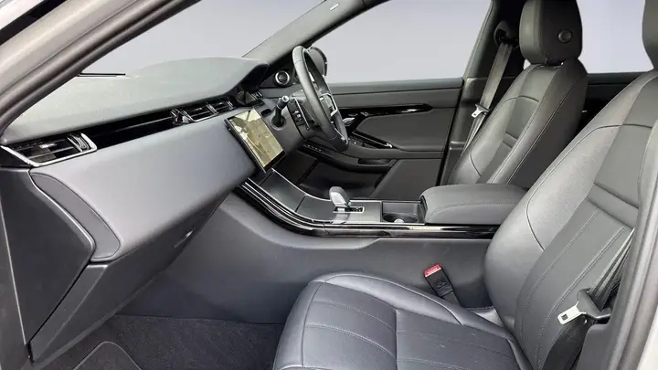 Land Rover Range Rover Evoque 2025 photo 3