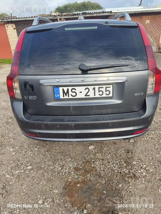 Volvo V50 2008 photo 2