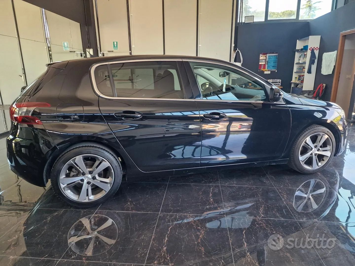 Peugeot 308 2018 photo 3