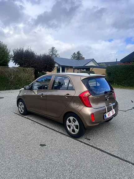 Kia Picanto 2013 photo 2