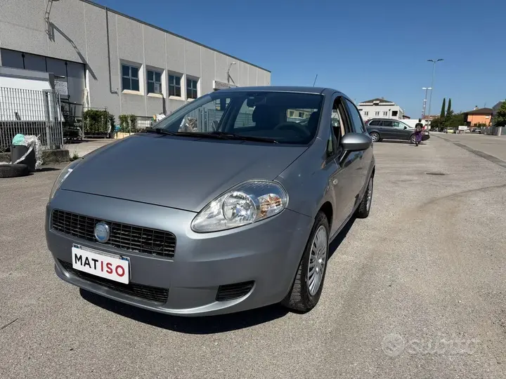 Fiat Grande Punto 2007 photo 3