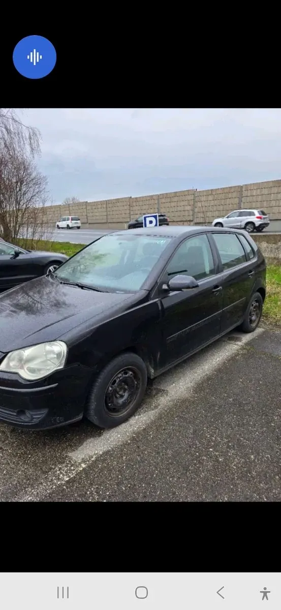 Volkswagen Polo 2009 photo 2