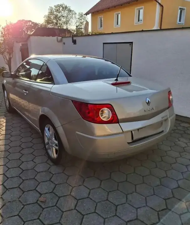 Renault Megane 2007 photo 2