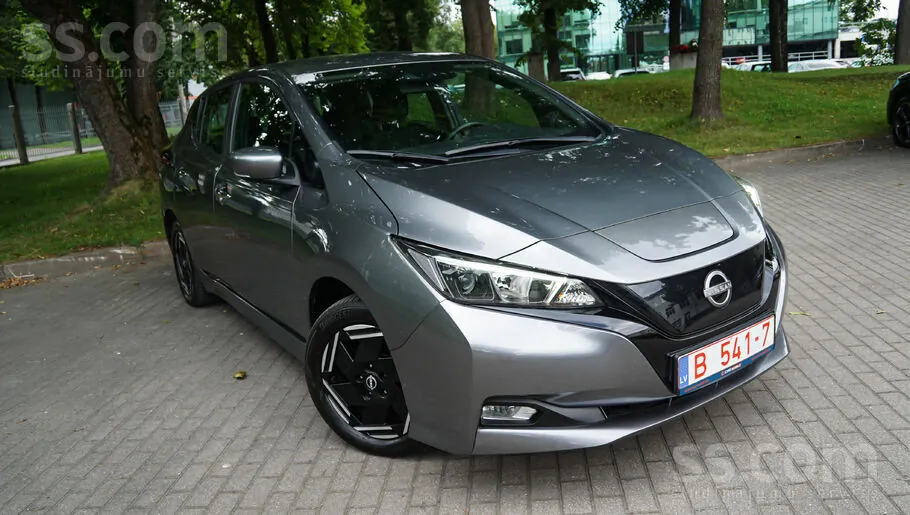 Nissan Leaf 2022 photo 4