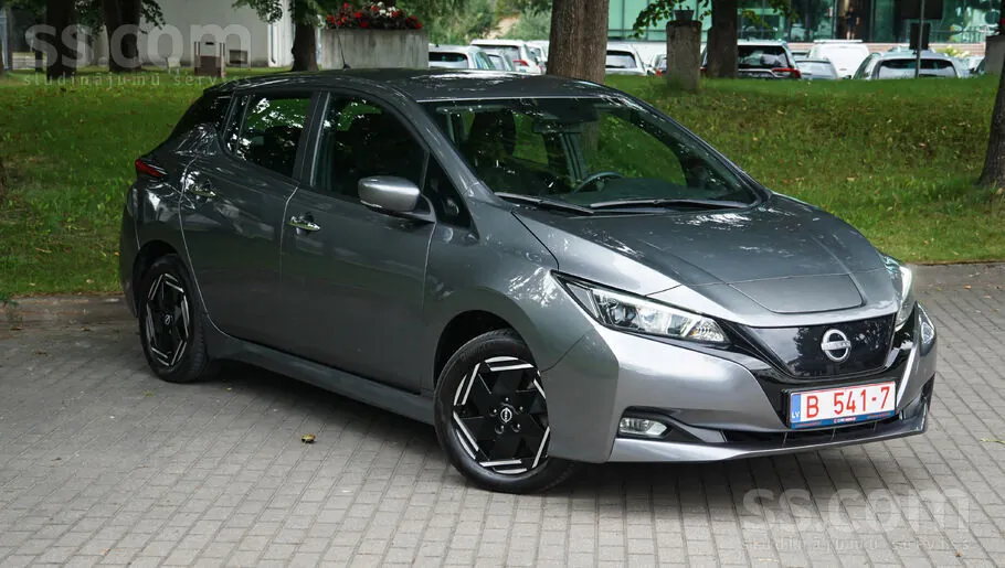 Nissan Leaf 2022 photo 3