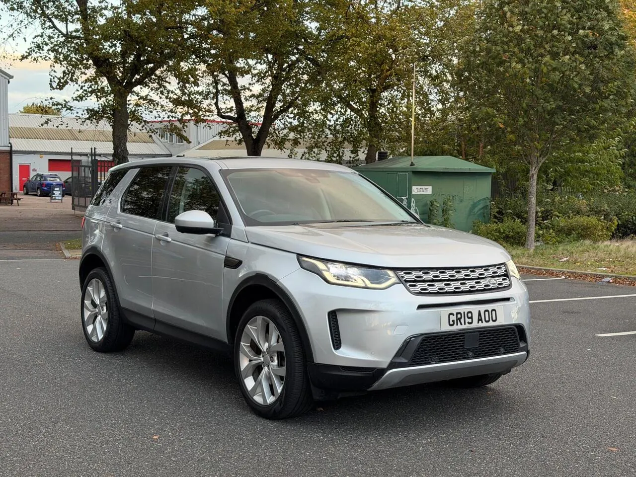 Land Rover Discovery Sport 2019 photo 3