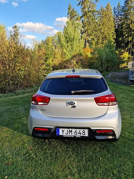 Kia Rio 2017 photo 2