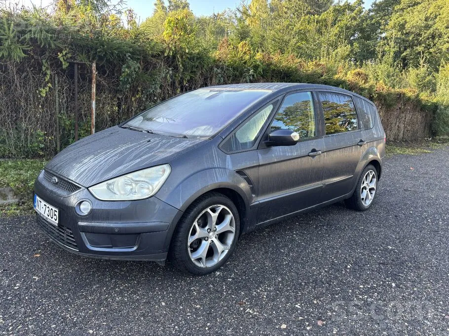 Ford S-Max