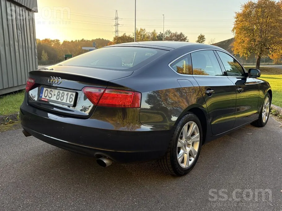 Audi A5 2010 photo 5