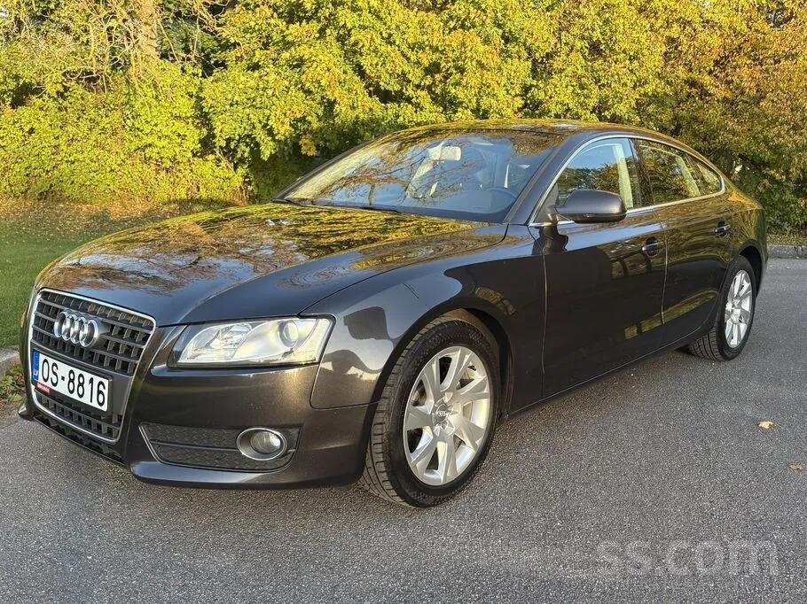 Audi A5 2010 photo 2