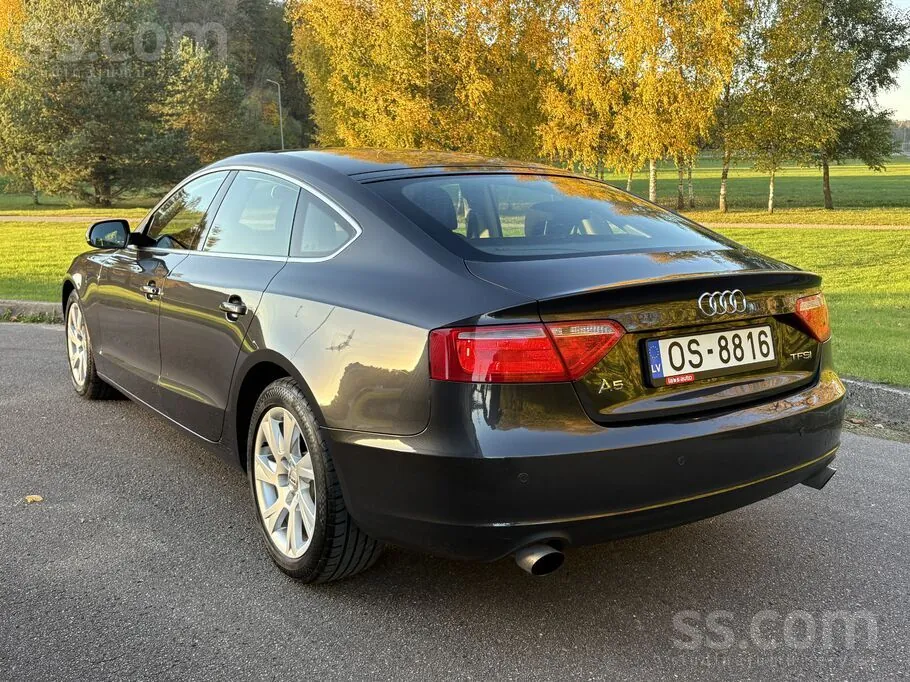 Audi A5 2010 photo 4