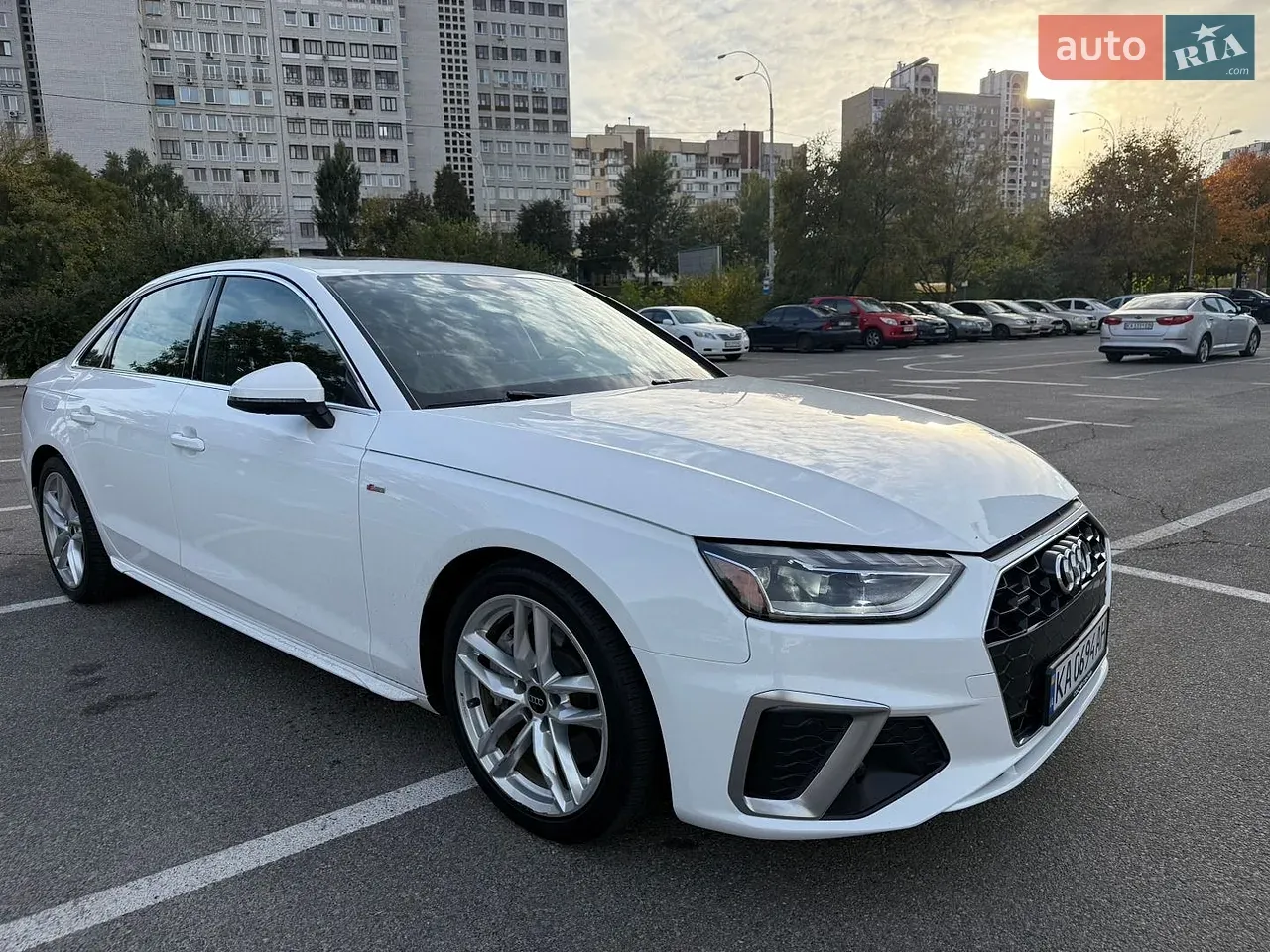 Audi A4 2022 photo 5