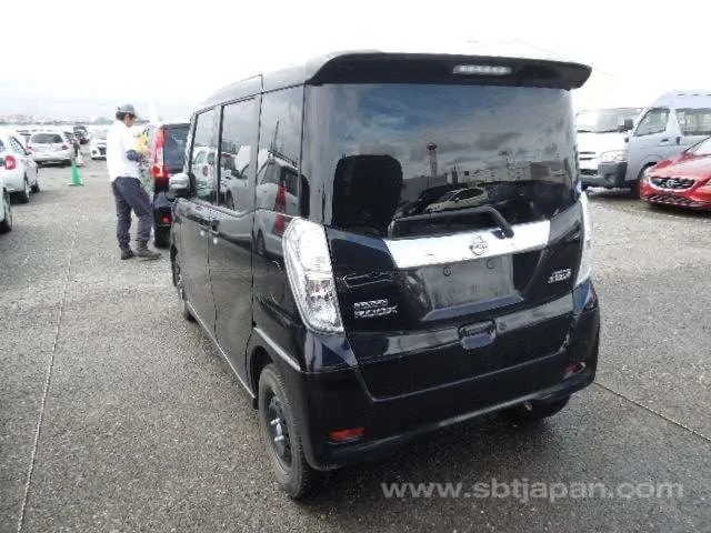 Nissan Dayz Roox 2017 photo 3