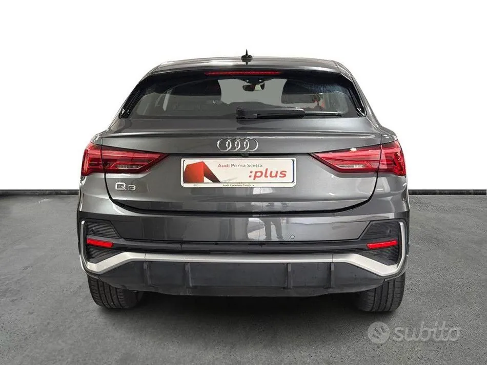 Audi Q3 2022 photo 5