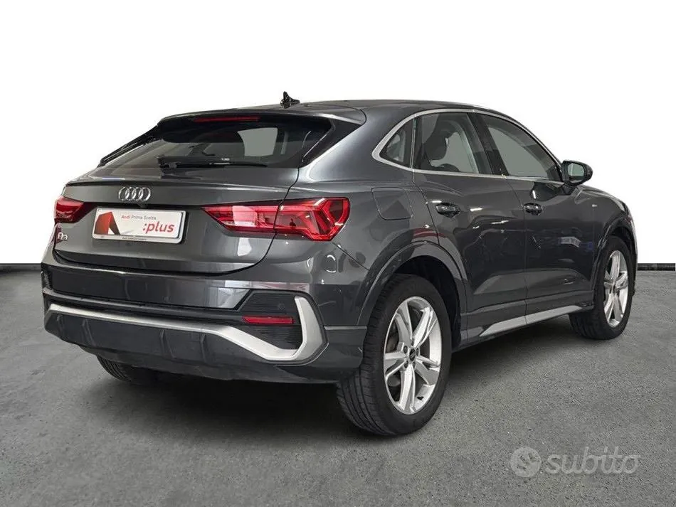 Audi Q3 2022 photo 4