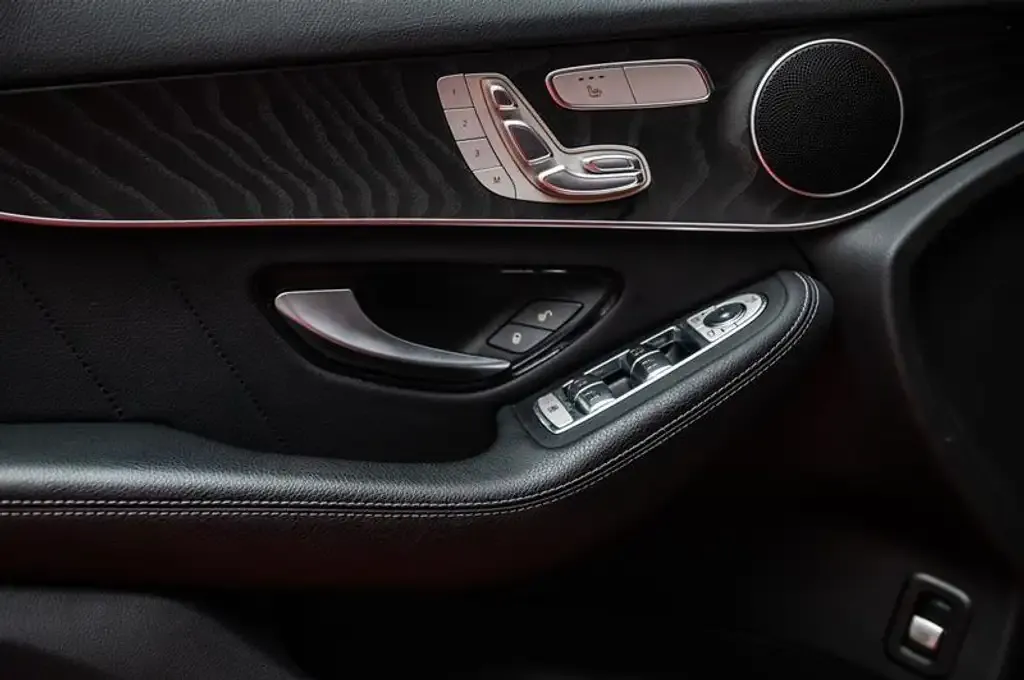 Mercedes-Benz Glc 2022 photo 4