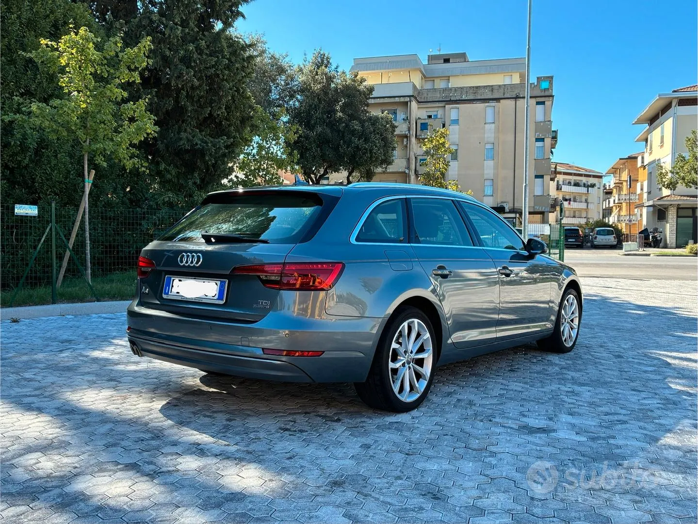 Audi A4 Avant 2016 photo 2