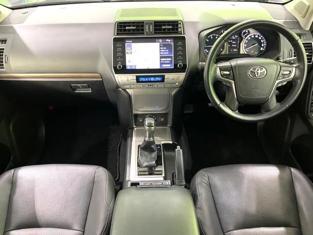 Toyota Land Cruiser Prado 2021 photo 3