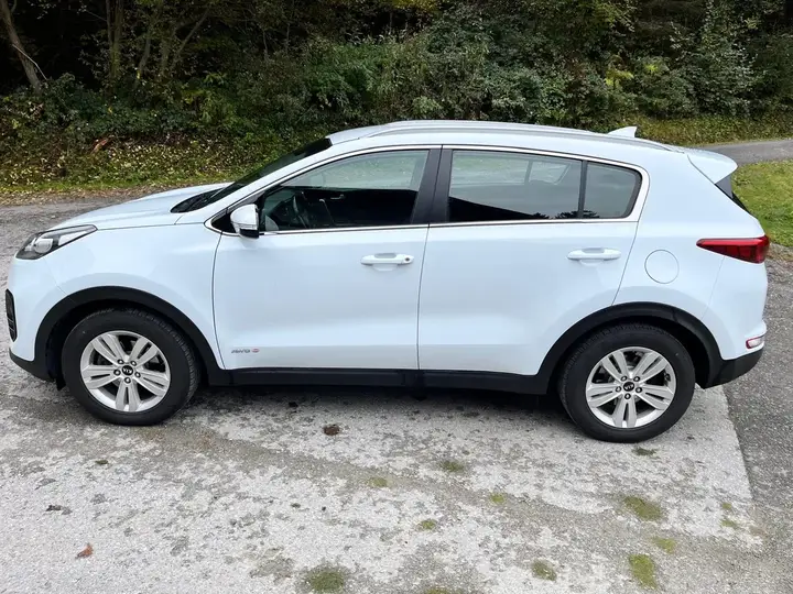 Kia Sportage 2016 photo 2