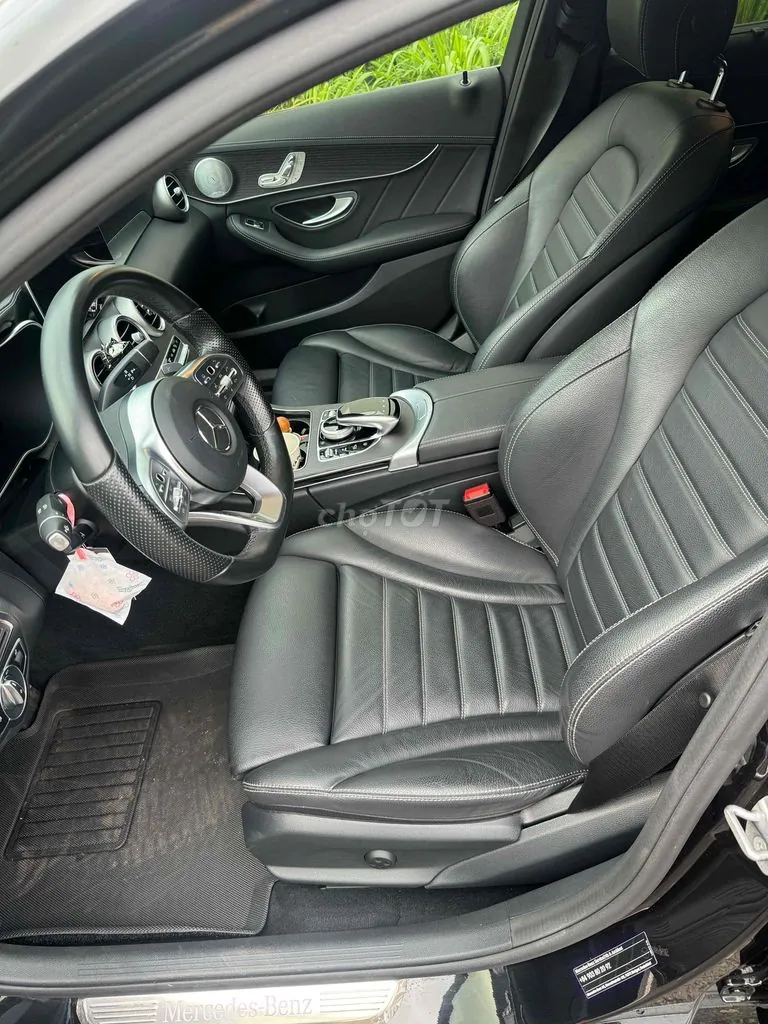 Mercedes-Benz C-Class 2020 photo 3