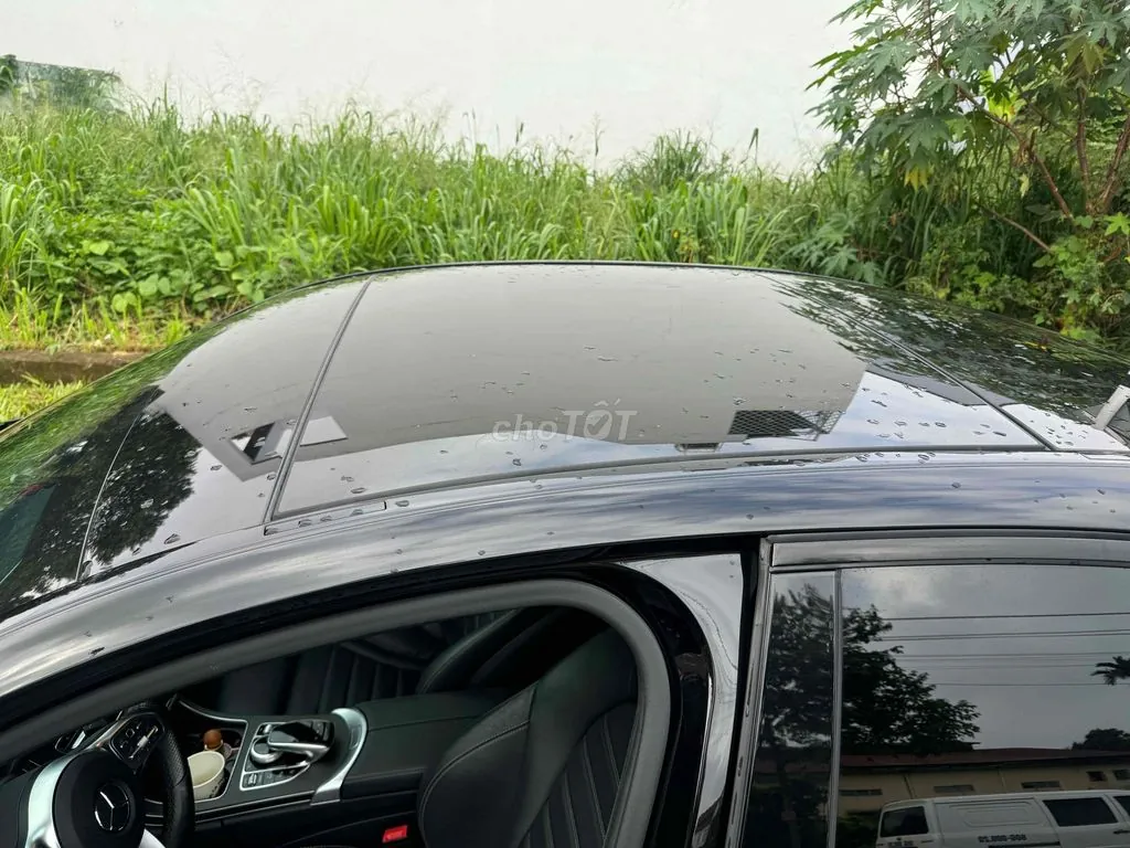 Mercedes-Benz C-Class 2020 photo 2