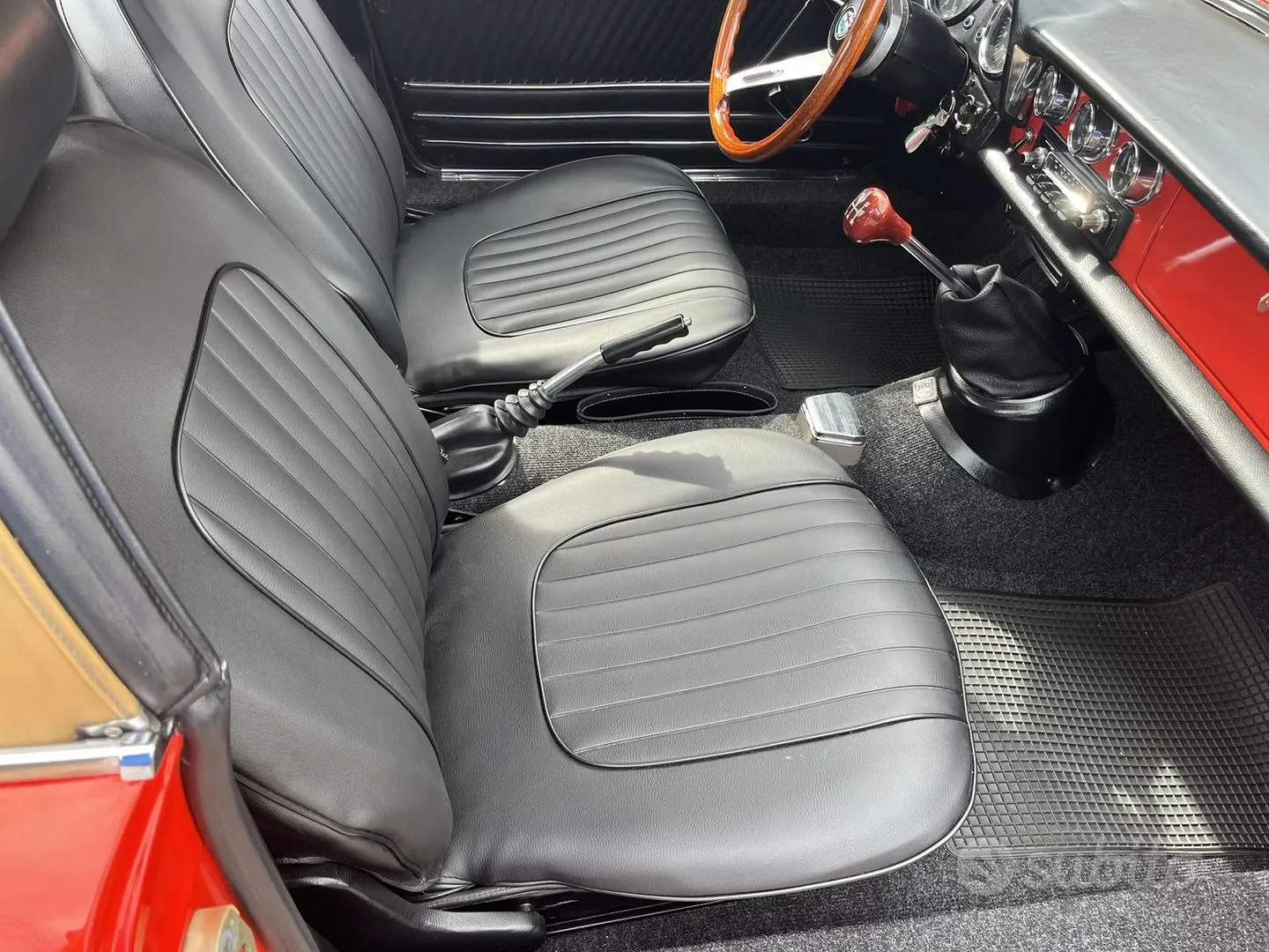 Alfa Romeo Spider 1970 photo 3