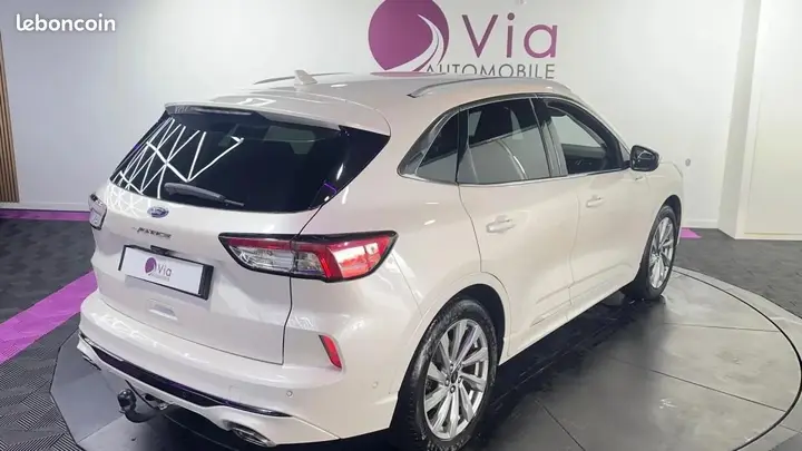 Ford Kuga 2021 photo 3