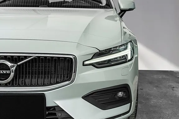 Volvo V60 2019 photo 4