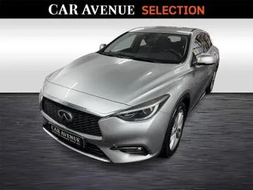 Infiniti Q30