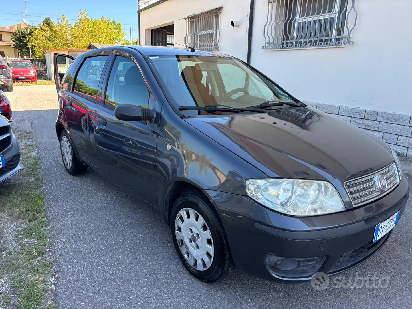 Fiat Punto 2009 photo 4