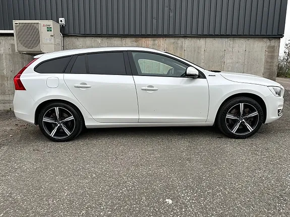 Volvo V60 2016 photo 5
