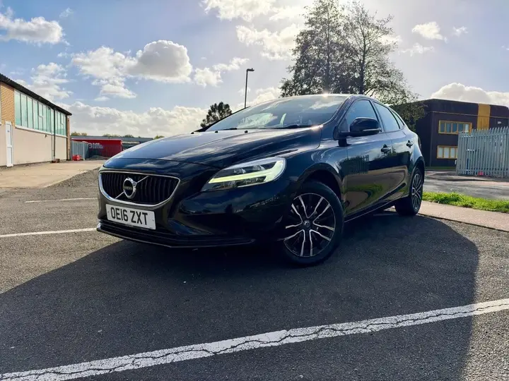 Volvo V40