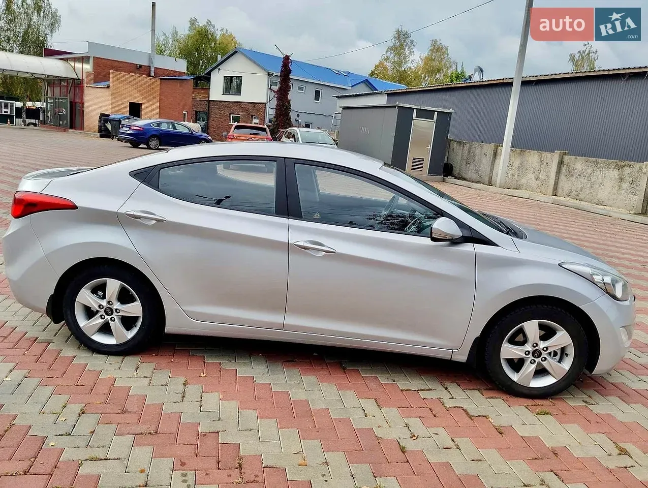 Hyundai Elantra 2013 photo 3