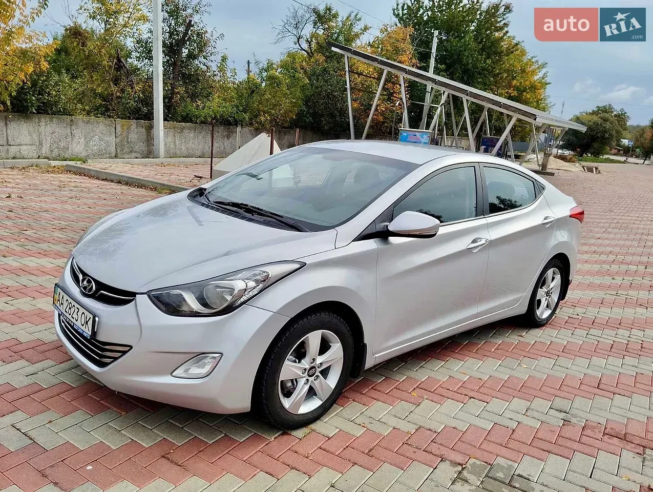 Hyundai Elantra 2013 photo 2