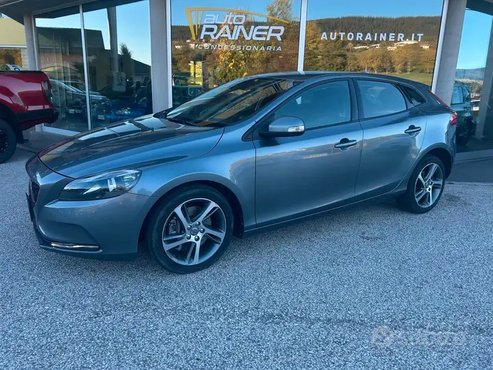 Volvo V40 2016 photo 3