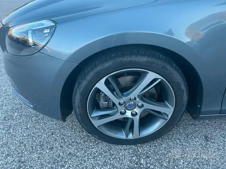 Volvo V40 2016 photo 5
