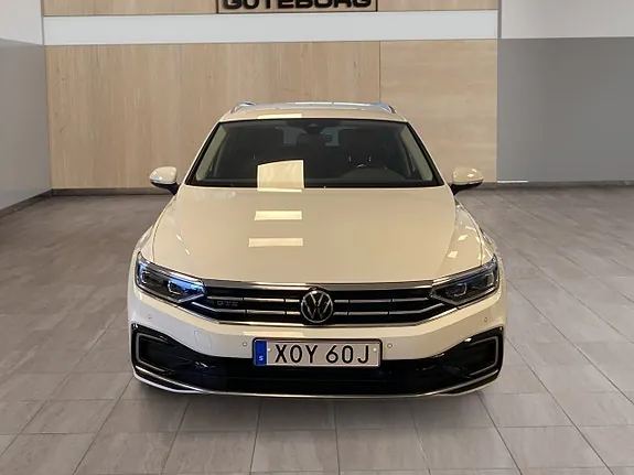 Volkswagen Passat 2021 photo 5