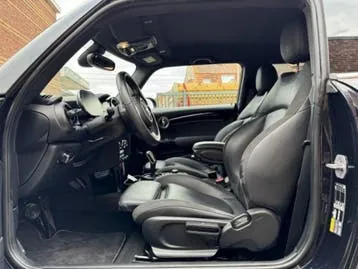 Mini Cooper 2023 photo 2