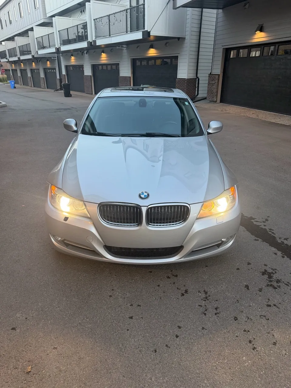 BMW 335I 2010 photo 3
