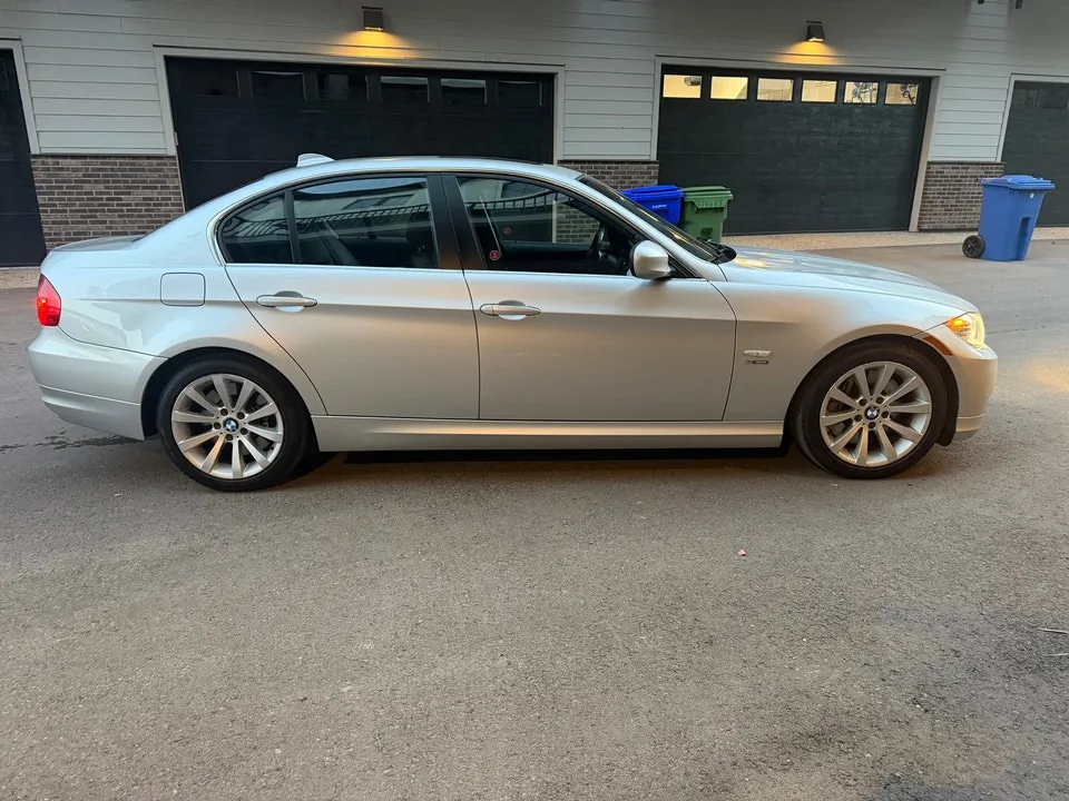 BMW 335I 2010 photo 5
