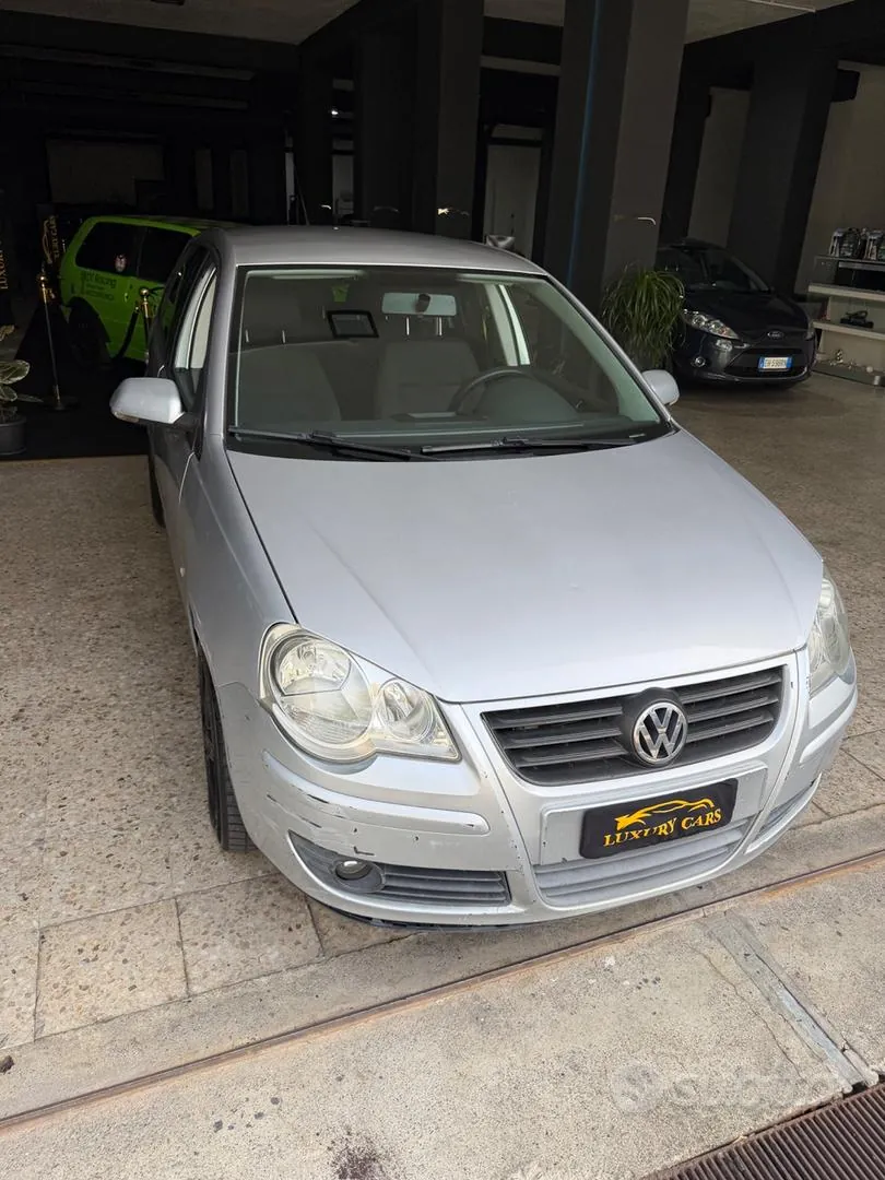 Volkswagen Polo 2006 photo 2