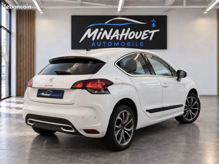 Citroen Ds4 2011 photo 2