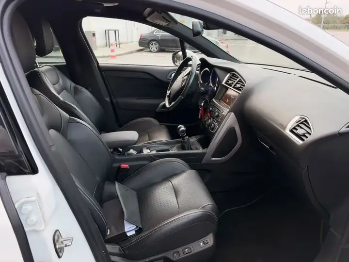 Citroen Ds4 2011 photo 4