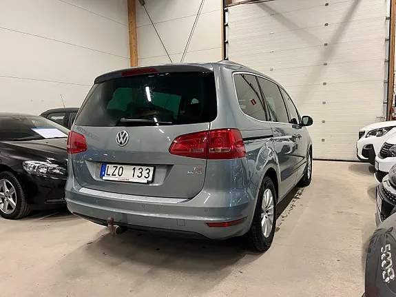 Volkswagen Sharan 2012 photo 3