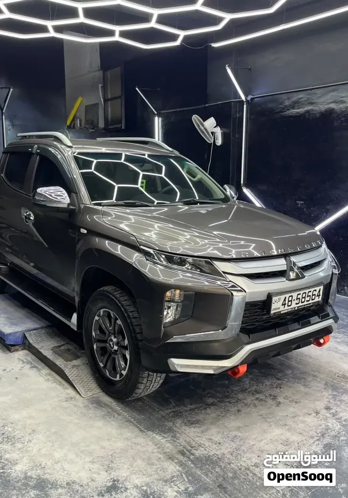 Mitsubishi L200 2022 photo 4