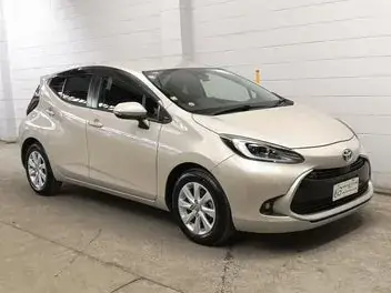 Toyota Aqua 2021 photo 2
